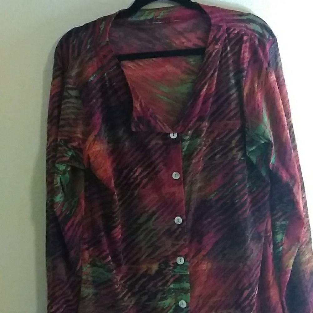 For Sale. O/S Red and Teal shear blouse w/black